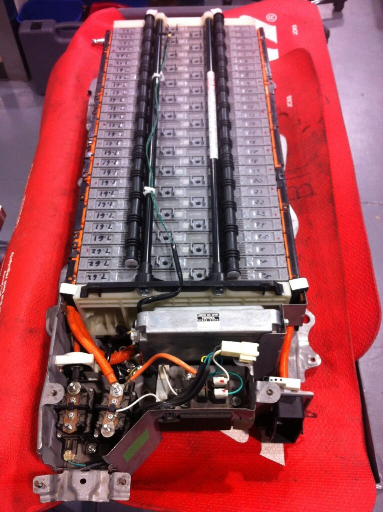 Hybrid battery repair. Vehicle Scanning. Hybrid/EFI Engine Tune Up